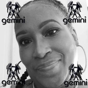 Meet your Posher, Ebony